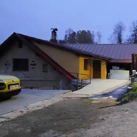 Podhorsky Materidouska アパート